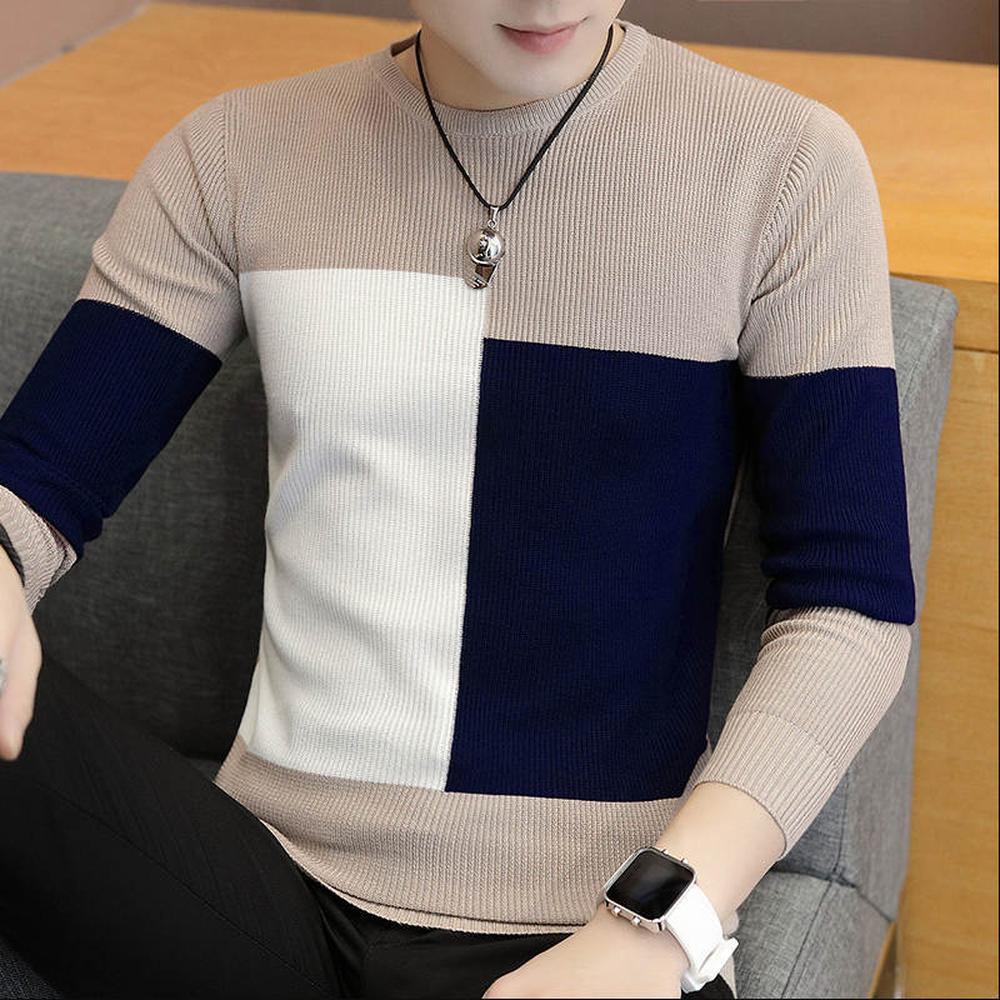 Men’s colorblock knit sweater with beige, navy blue, and white geometric design